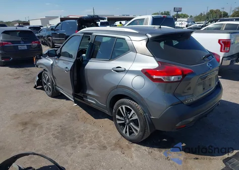 2019 Nissan Kicks Sr из США, поврежденный, VIN 3N1CP5CU7KL528602